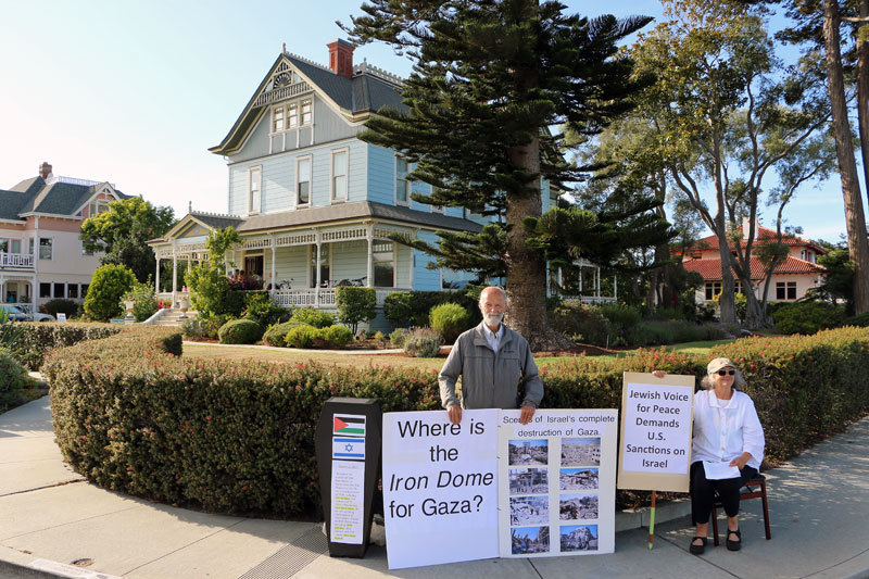 gaza-protest-epworth-by-the-sea-santa-cruz-west-cliff-millionaires-row.jpg 