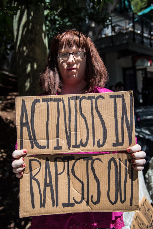 800_activists-in-rapists-out-uc-santa-cruz-3.jpg 