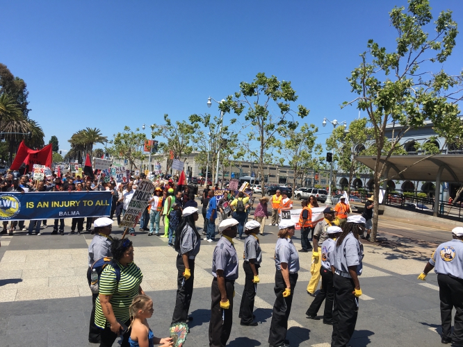 ilwu_drill_team_and_may_day_march.jpg 