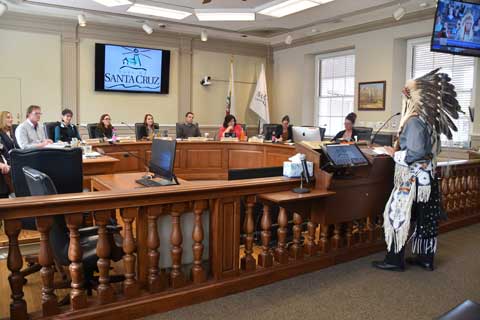 Santa Cruz City Council Votes Unanimously in Support of the Standing Rock Sioux
